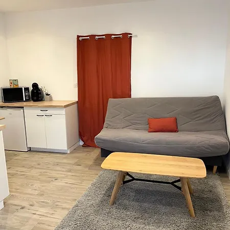 Agreable Proche Du Circuit Du Mans *